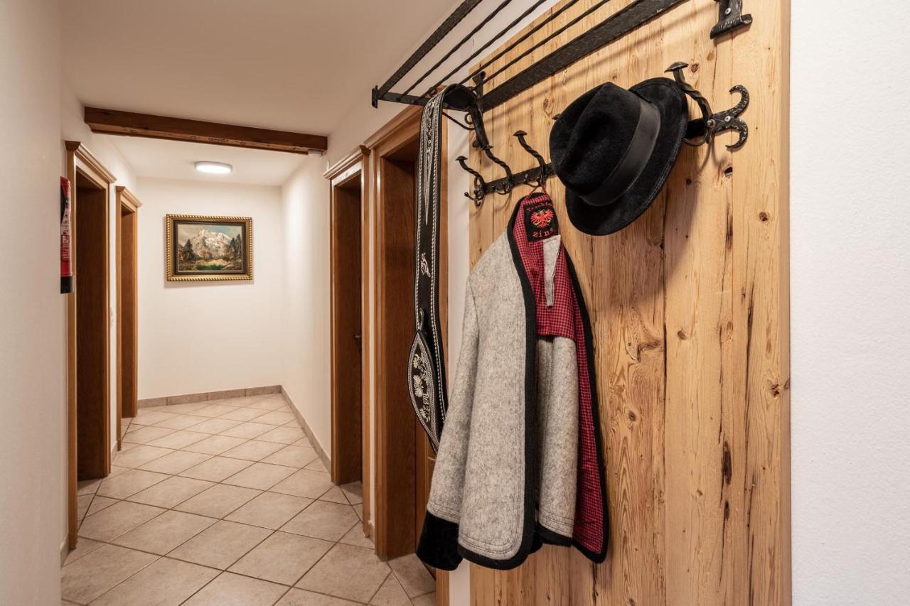 Landhaus Seiringer Apartments Фінкенберг Екстер'єр фото